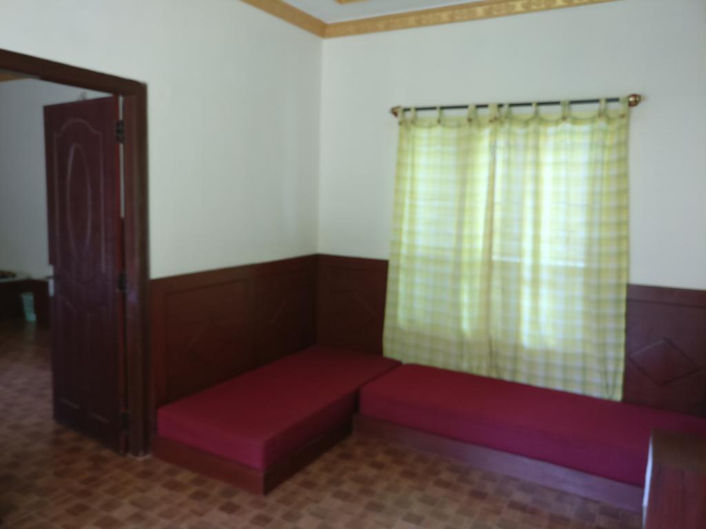 The Shades Holiday Inn Kushalnagar Exterior photo